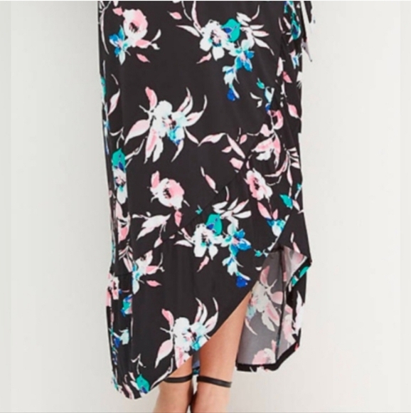 Lane Bryant black and floral maxi hi-lo faux wrap dress sz 22/24 - Picture 9 of 9